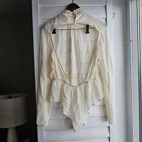 Zara Sheer Bodysuit Backless Ivory Size  M - Picture 3 of 5